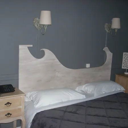 Hotel Du Chateau 2*