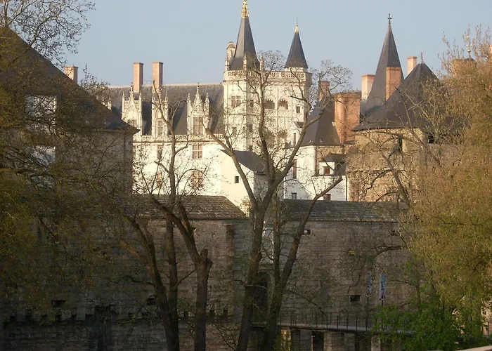 Du Chateau Nantes