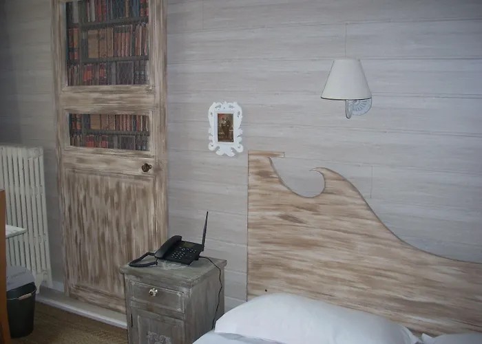 Du Chateau Szálloda 2*