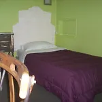 Du Chateau Hotel